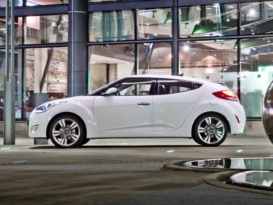  Hyundai Veloster 2012 года  (UK) (фото 27 из 59)